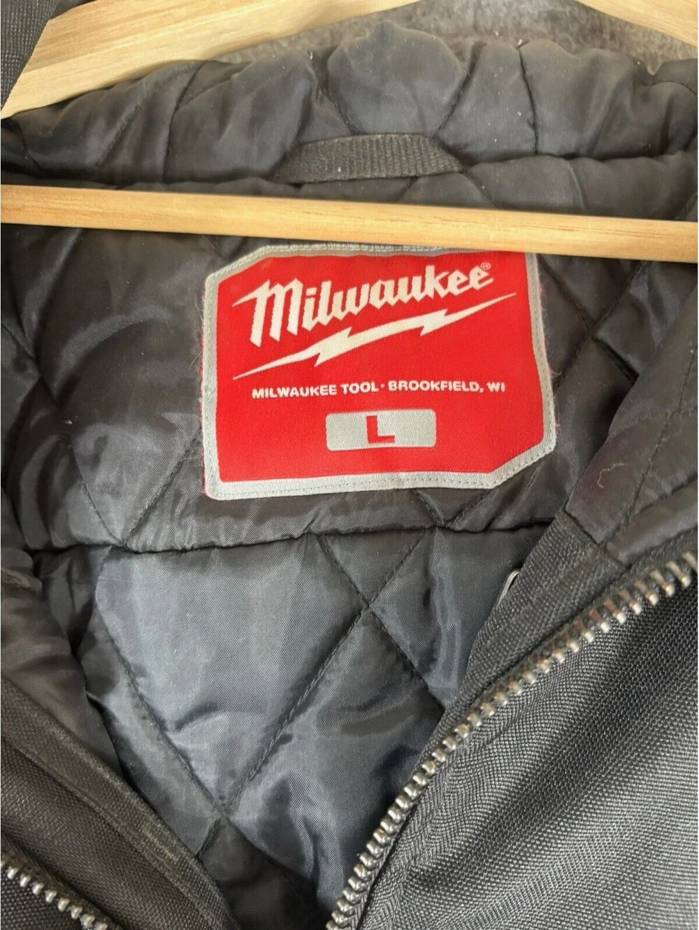 Milwaukee Gridiron Hooded Jacket Men L Black Quilt Lined Insulated Workwear